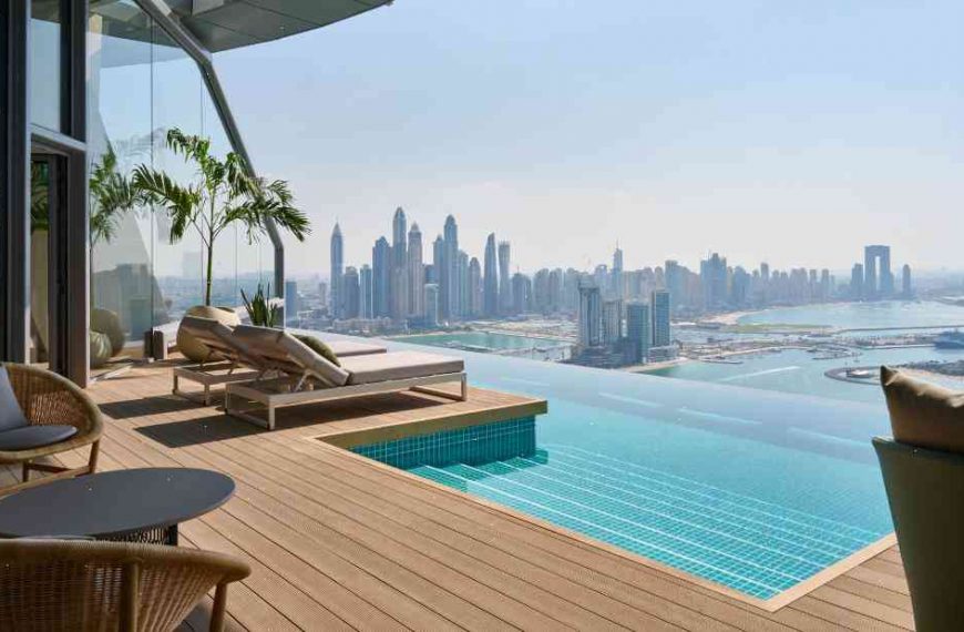 Dubai ‘Infinity’ Pool Is Tallest on Earth
