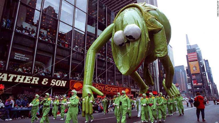 The best–and worst–balloon crashes from the Macy’s Thanksgiving Day Parade